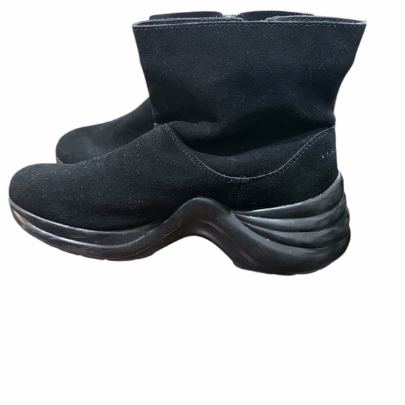 Skechers Size 10 Chunky Heel Zip Ankle Boots GENTLY Used Winter Warm - Picture 2 of 6